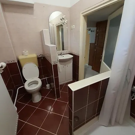 Napsugar Vendeghaz Apartment Tiszaujvaros Exterior photo