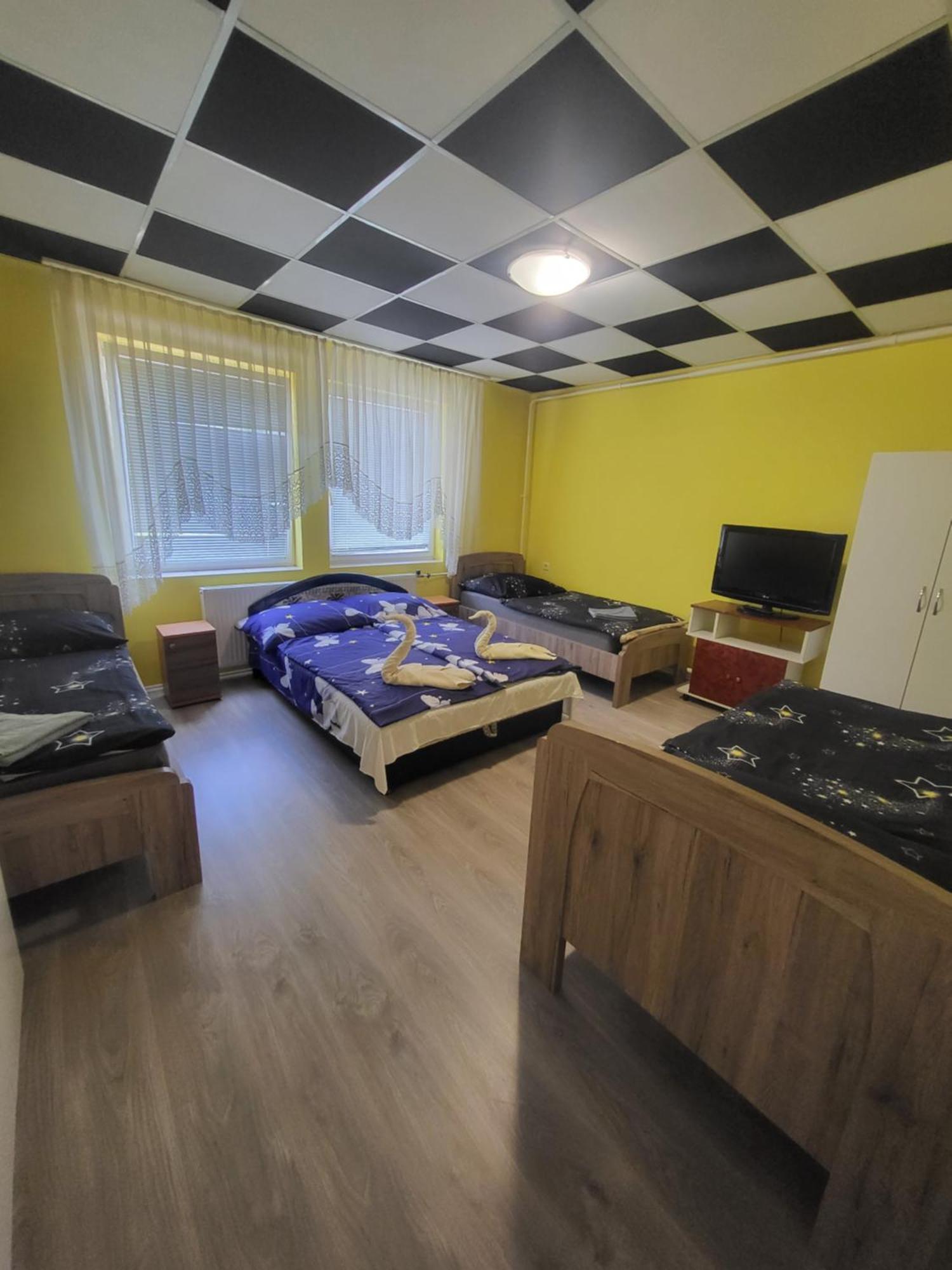 Napsugar Vendeghaz Apartment Tiszaujvaros